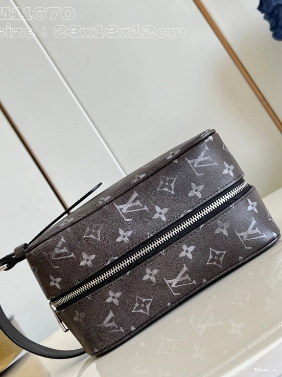 Cheap KIT VUITTON bag-23*13*12CM LOCKER LOUIS DOPP 0802